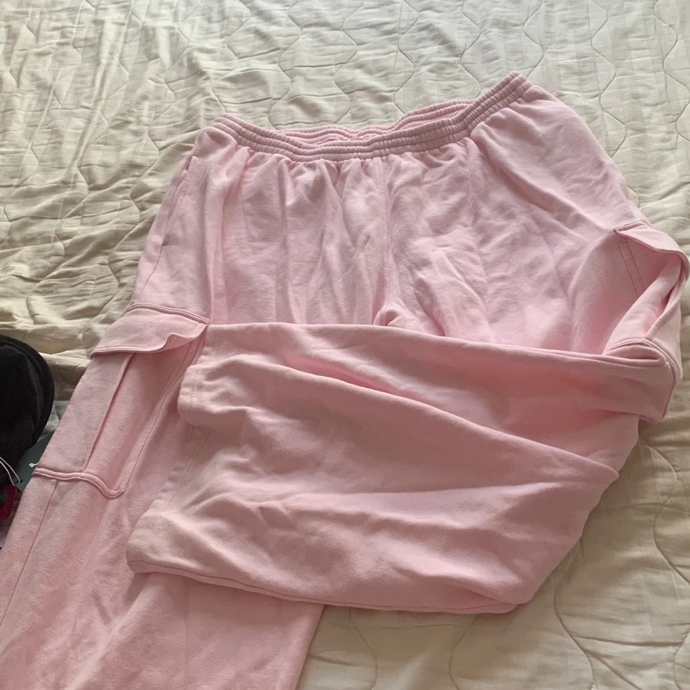 Skims cargo sweat pants - Picture 3 of 4